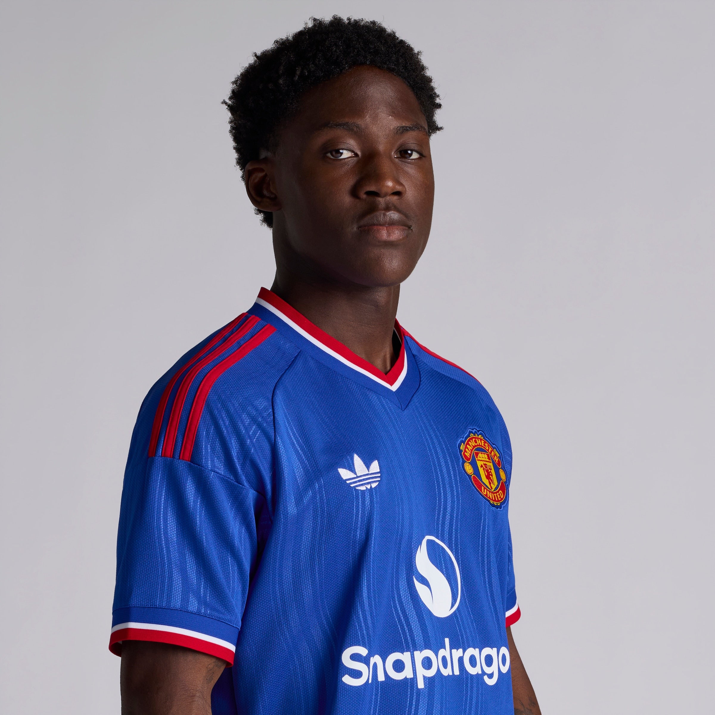 Jersey #MAINOO 37 Manchester United Away 26/27 (UCL)