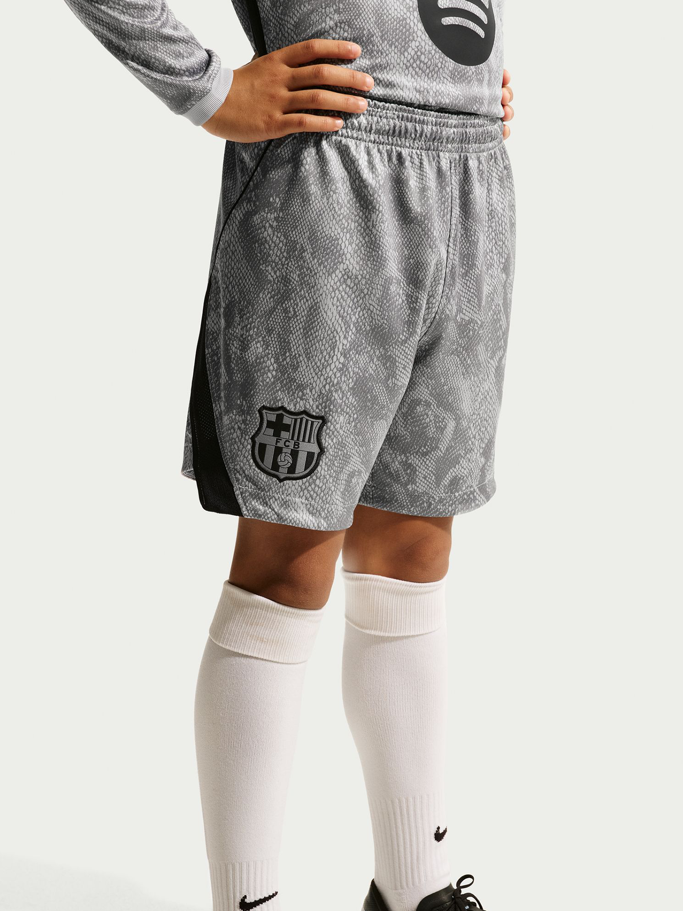 Kids Barcelona Shorts Goalkeeper Away 26/27
