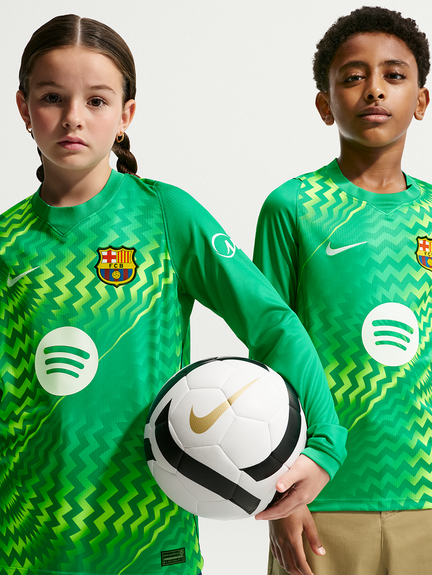 Kids Barcelona Goalkeeper Home 26/27
