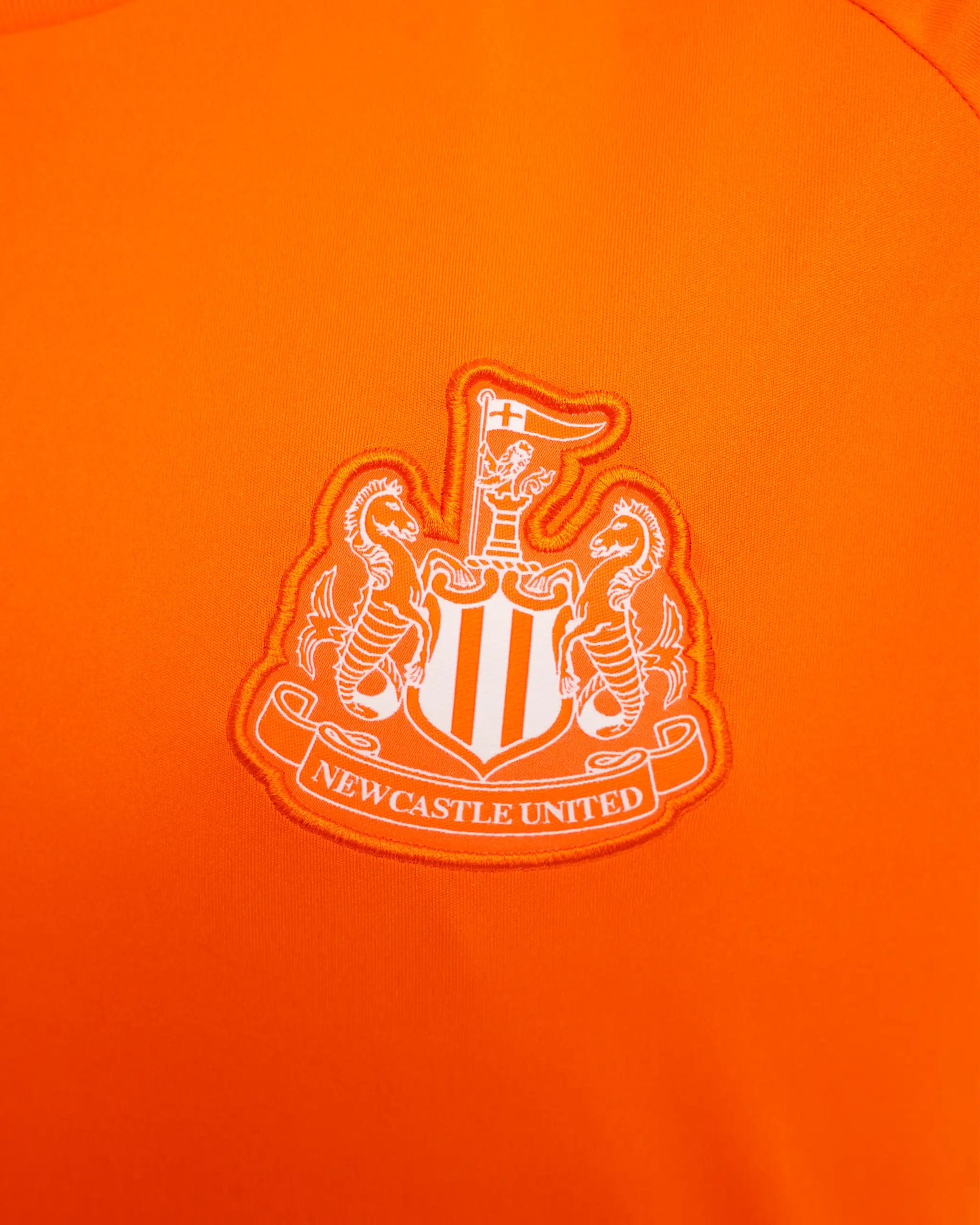 Jersey Newcastle Goalkeeper Home 26/27