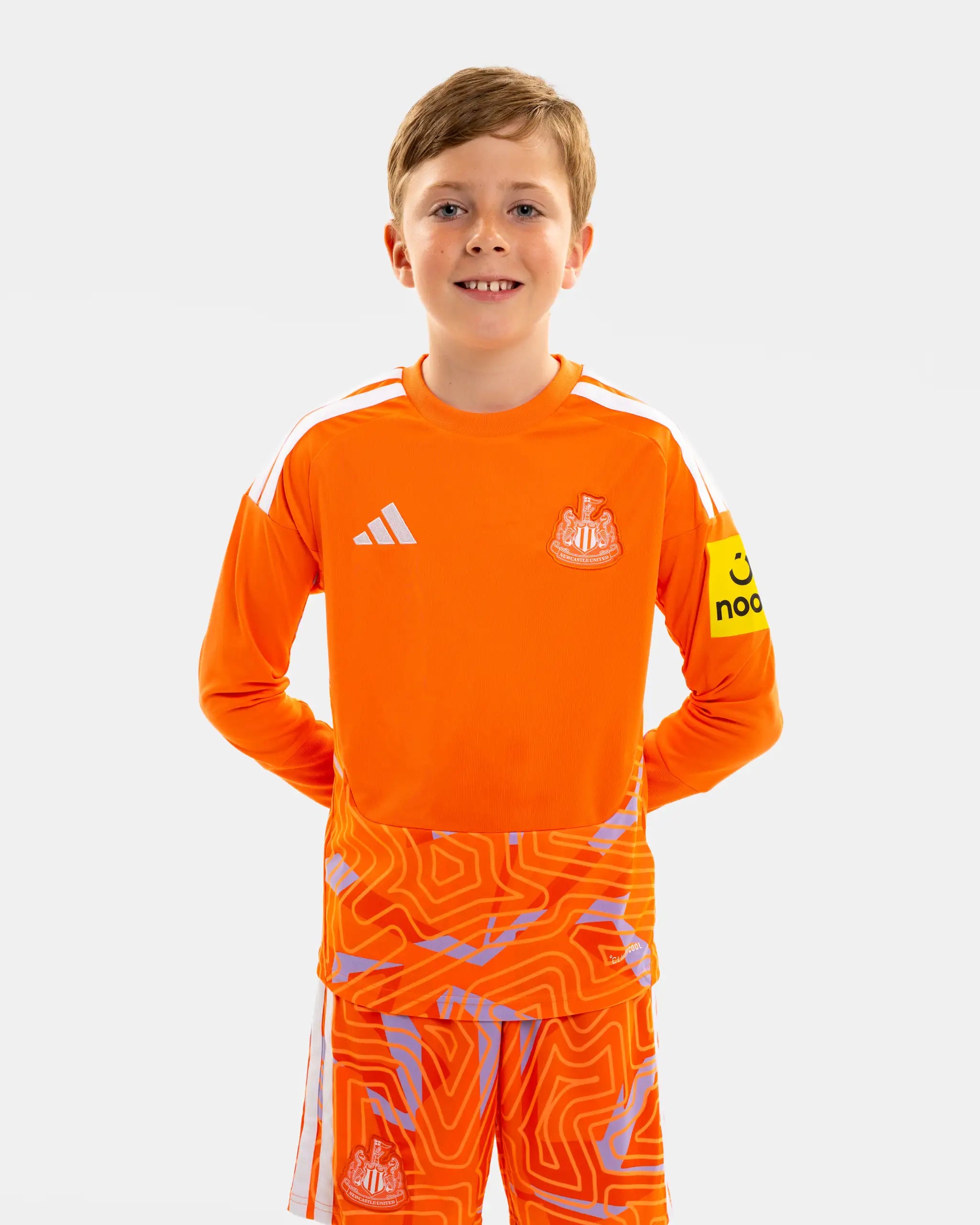 Kids Newcastle Goalkeeper Home 26/27