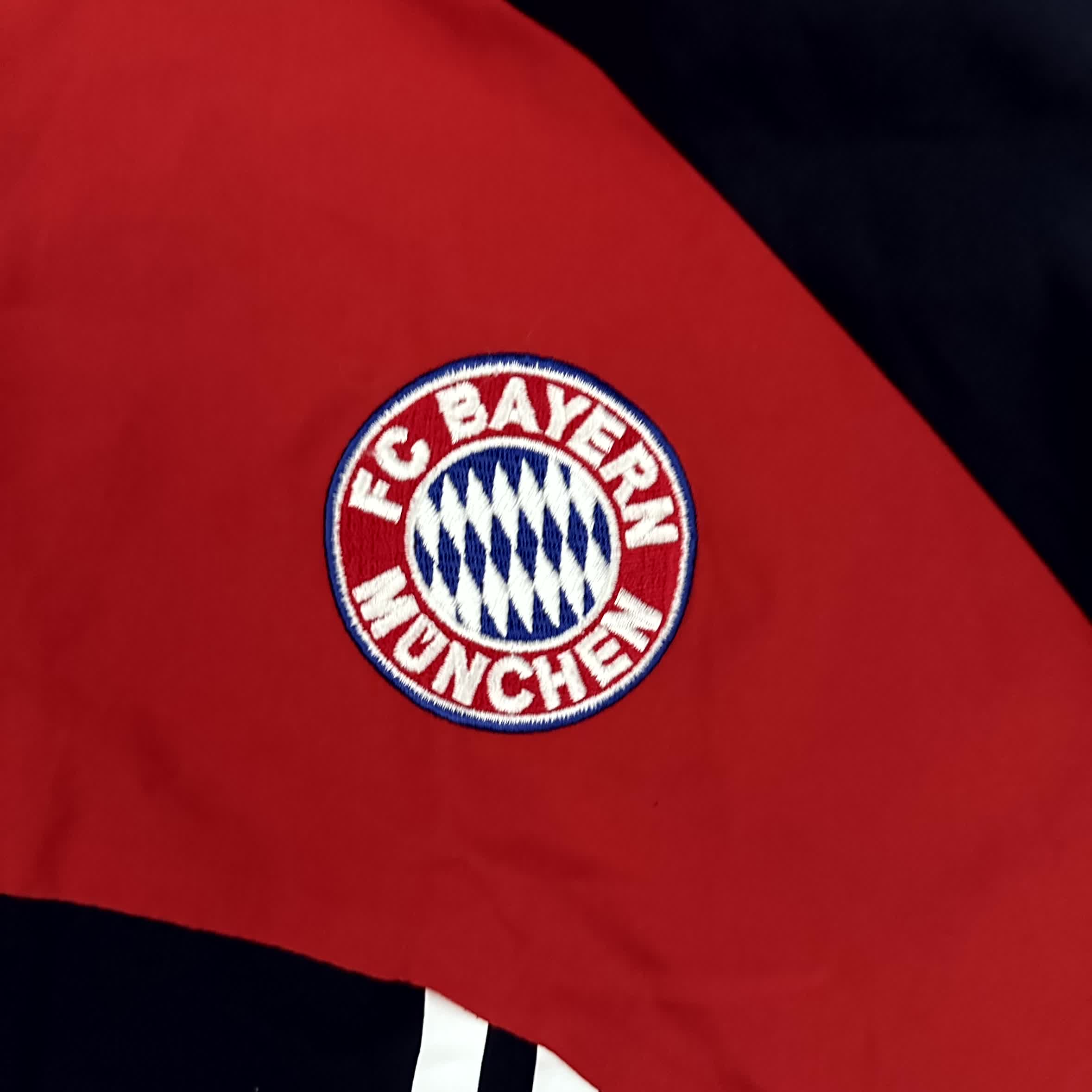 Adidas x FC Bayern CL Vintage Jacke 2005/06