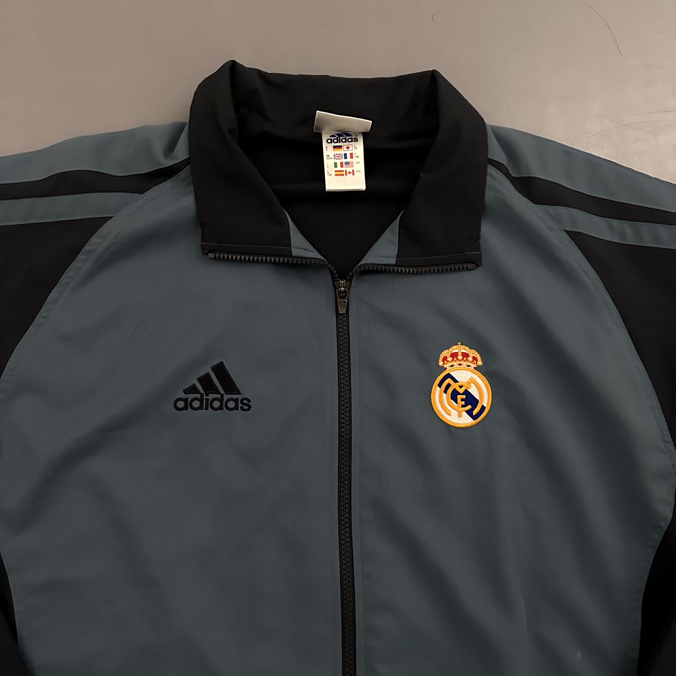 Adidas x Real Madrid Vintage Jacke 2004/05