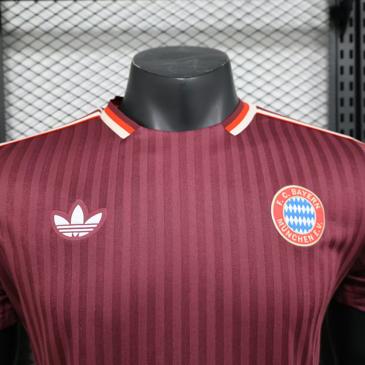 Bayern-Trikot 25/26 – Spielerversion zum 125-jährigen Jubiläum