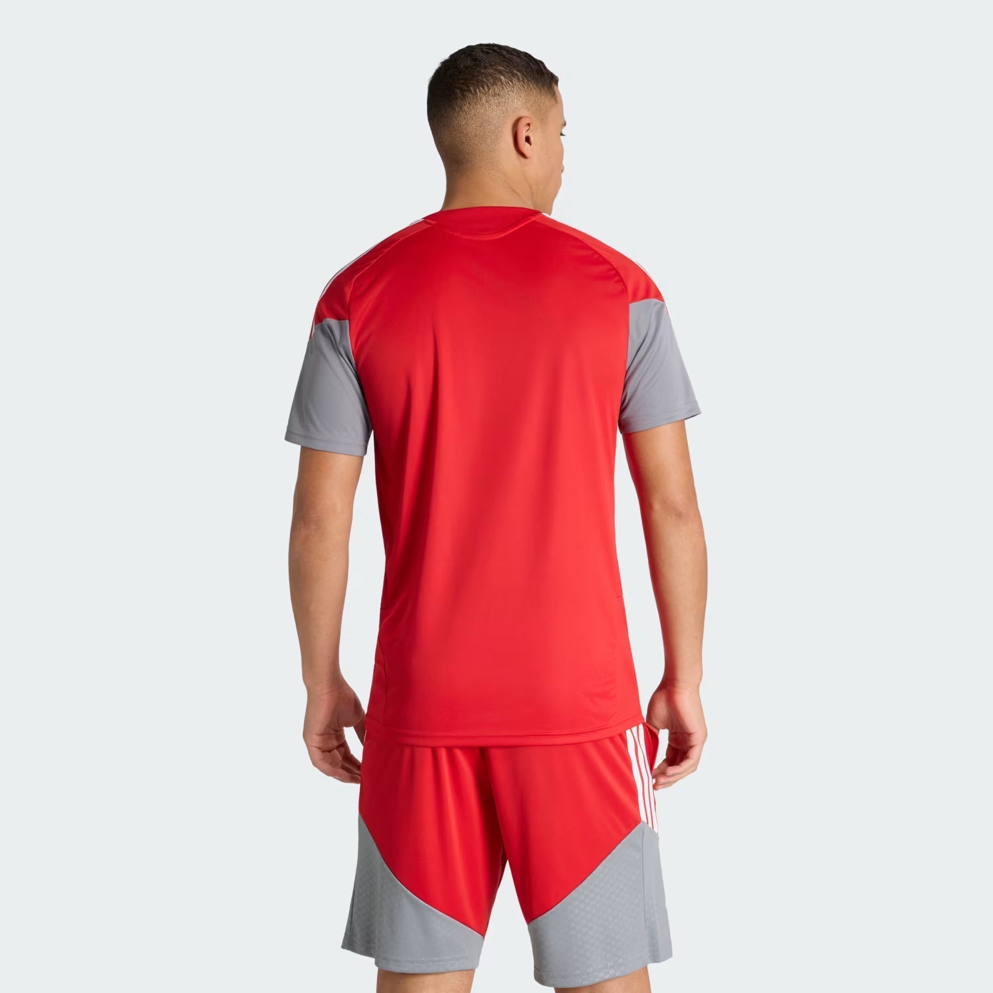 Jersey Internacional Training I 26/27