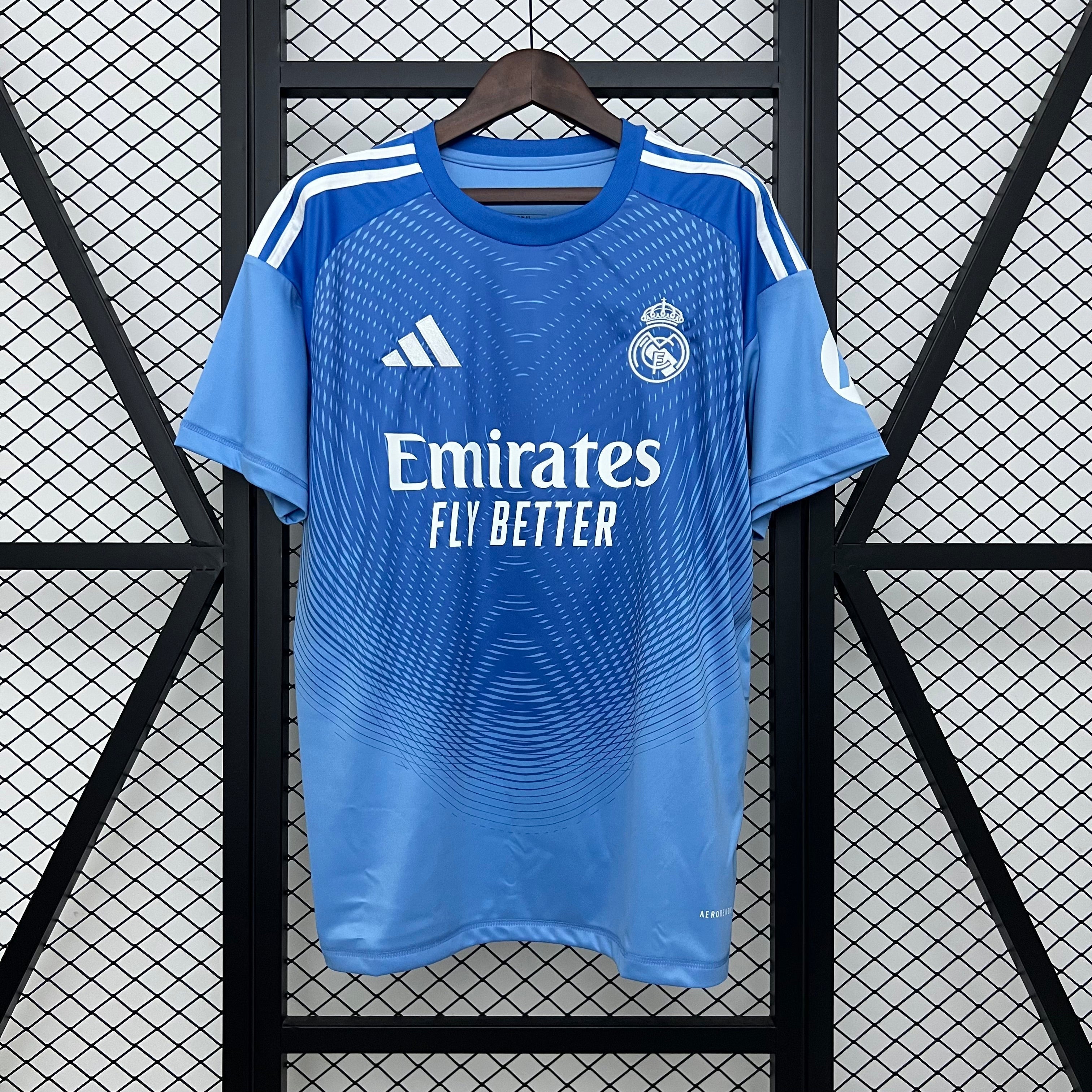 Real Madrid Trikot 25/26 Sonderedition – Blau