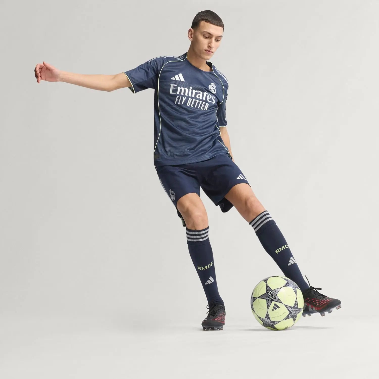 Real Madrid Auswärtstrikot 25/26 - Azul