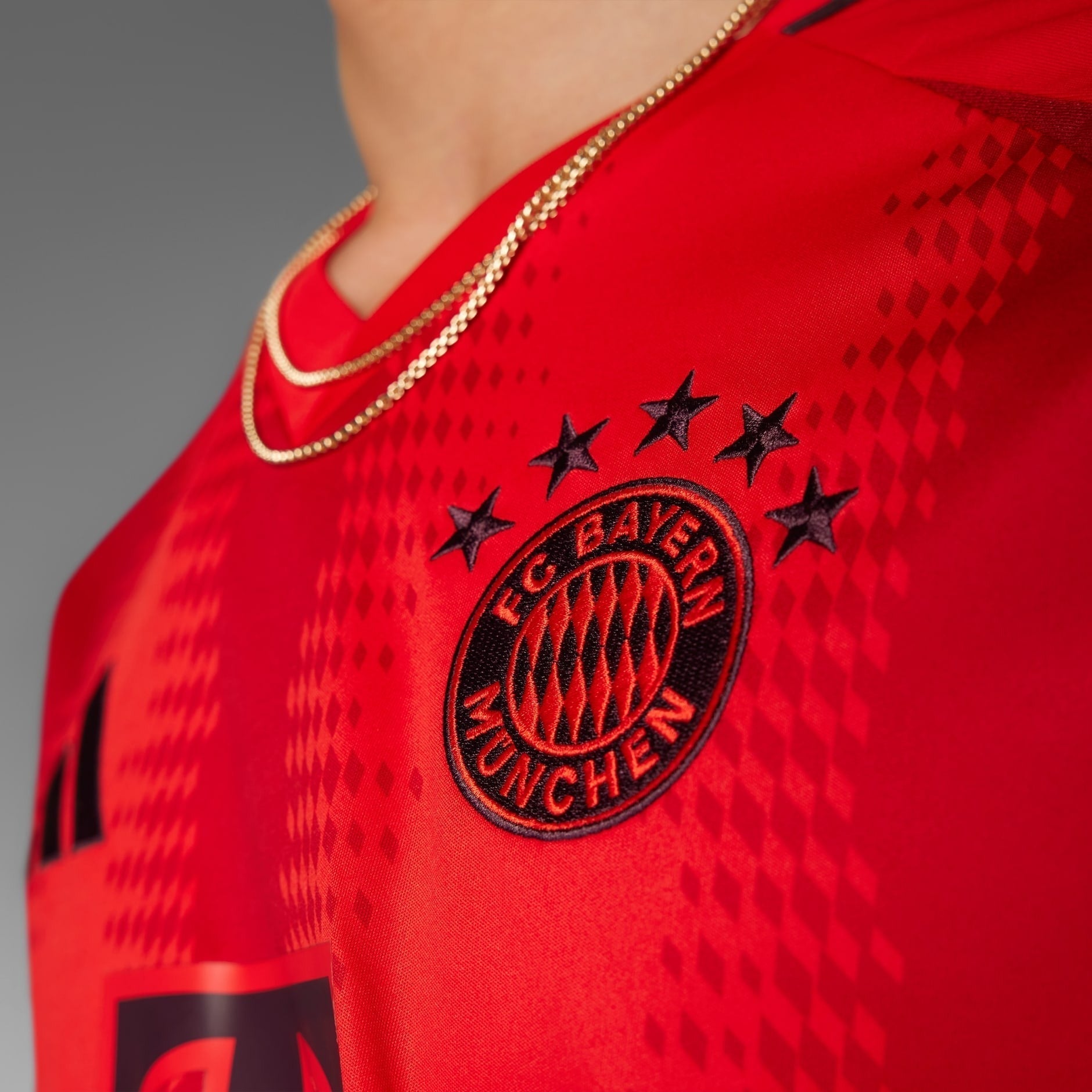 Kinder Bayern München 24/25 Heim