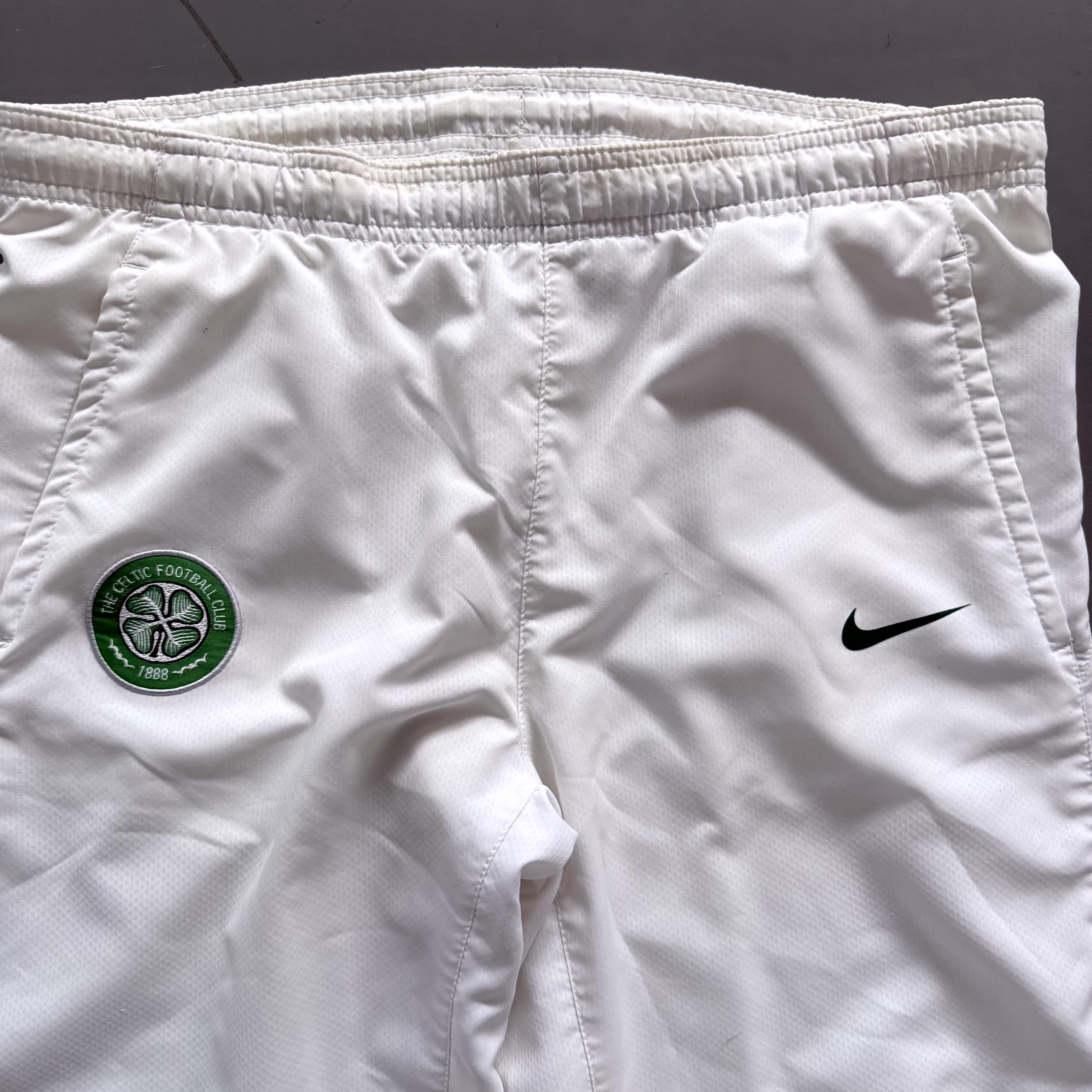Nike x Celtic Glasgow Vintage Jacke 2010/11