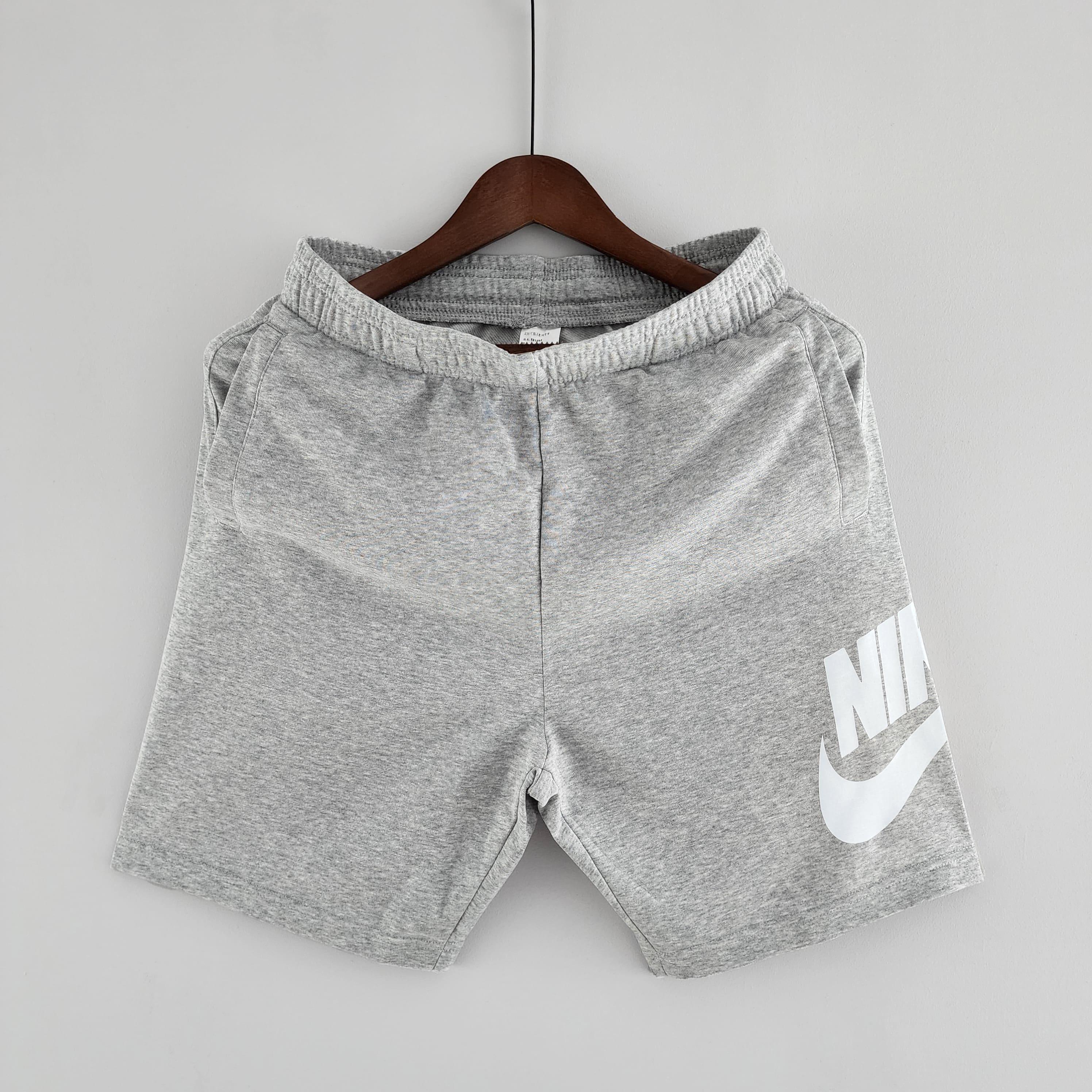 Shorts Moletom Nike - Cinza
