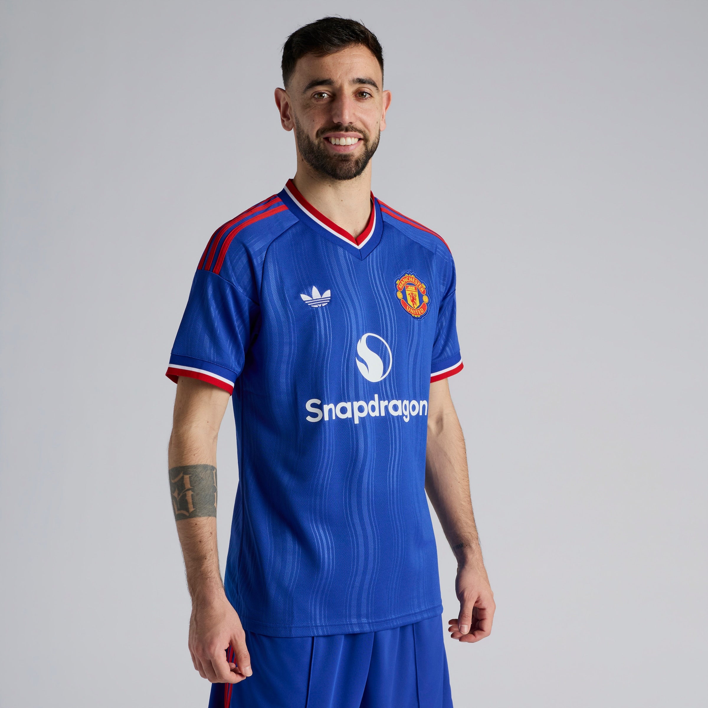 Jersey #FERNANDES 8 Manchester United Away 26/27 (UCL)