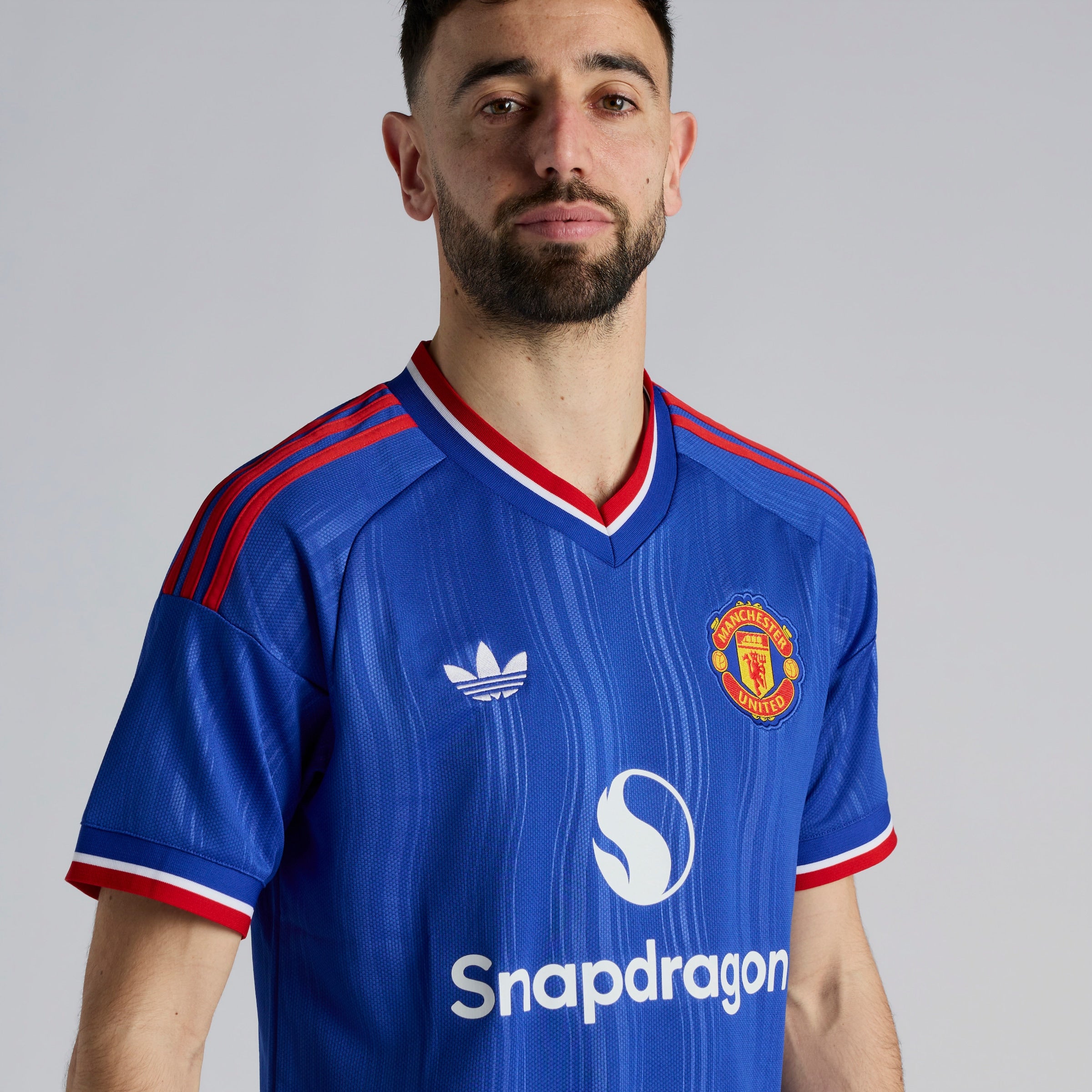 Jersey #FERNANDES 8 Manchester United Away 26/27 (EPL)