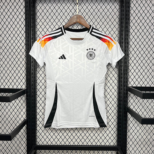 Feminina Deutschland 24∕25 Euro Startseite 