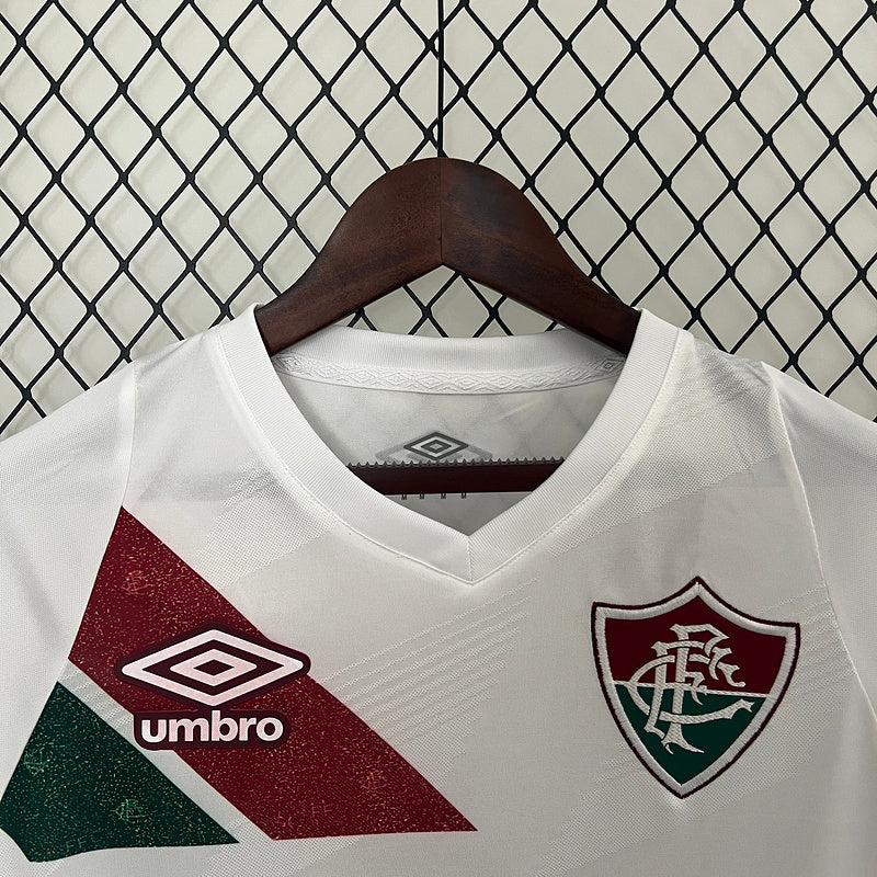 Jersey 24∕25 Fluminense entfernt 