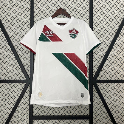 Jersey 24∕25 Fluminense entfernt 