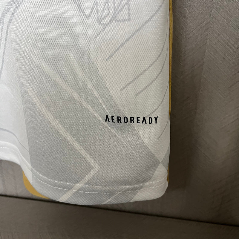 Trikot 24/25 Real Madrid Sonderedition Platin 