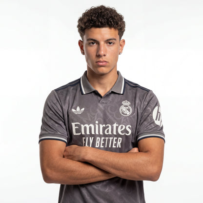 Trikotnummer 24/25, drittes Auswärtstrikot von Real Madrid 