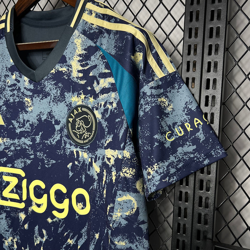 Auswärtstrikot von Ajax 24/25 