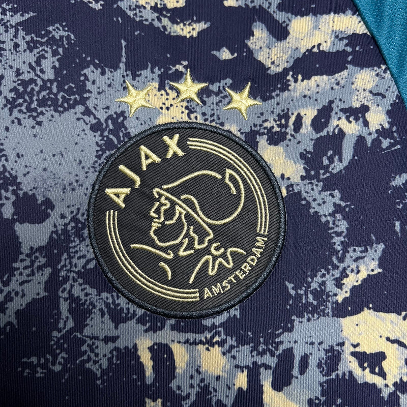 Auswärtstrikot von Ajax 24/25 