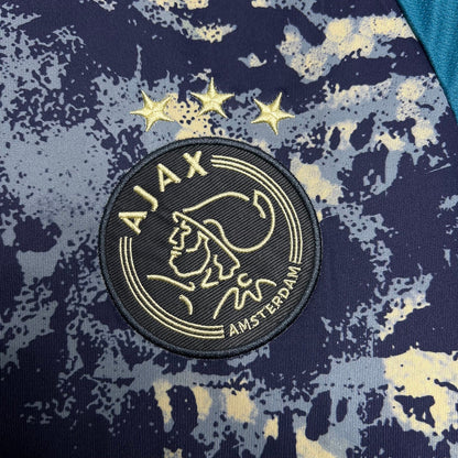 Auswärtstrikot von Ajax 24/25 
