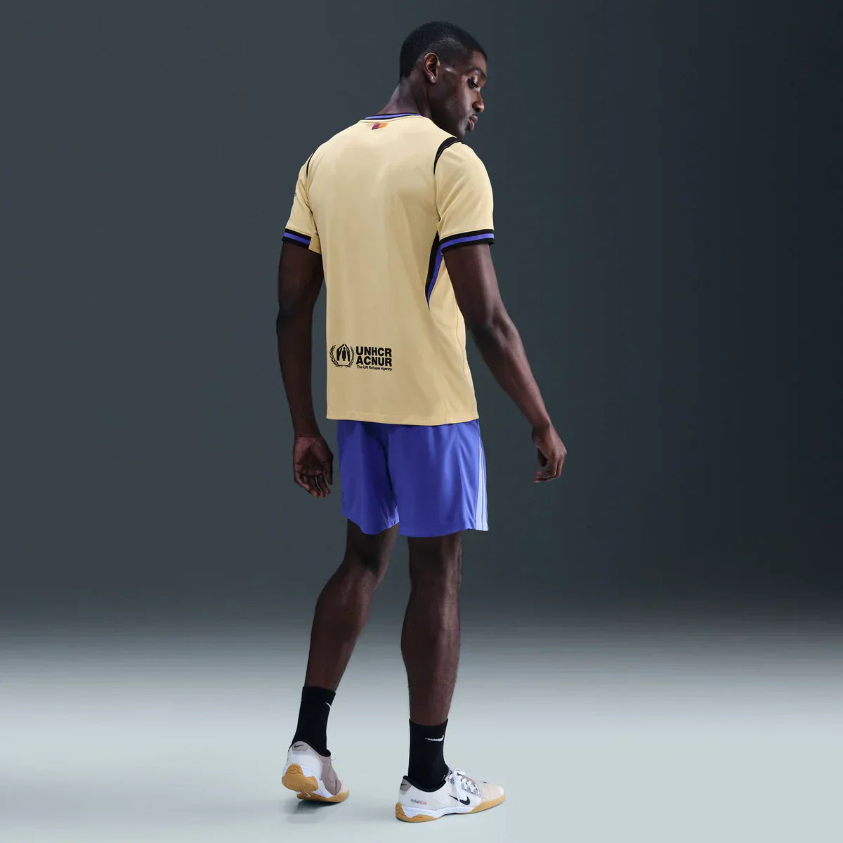 Auswärtstrikot FC Barcelona 25/26 #8 PEDRI 