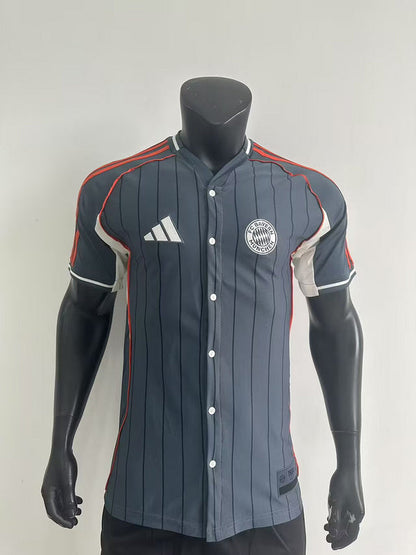 Bayern-Trikot 25/26 Spieler US-Packung 