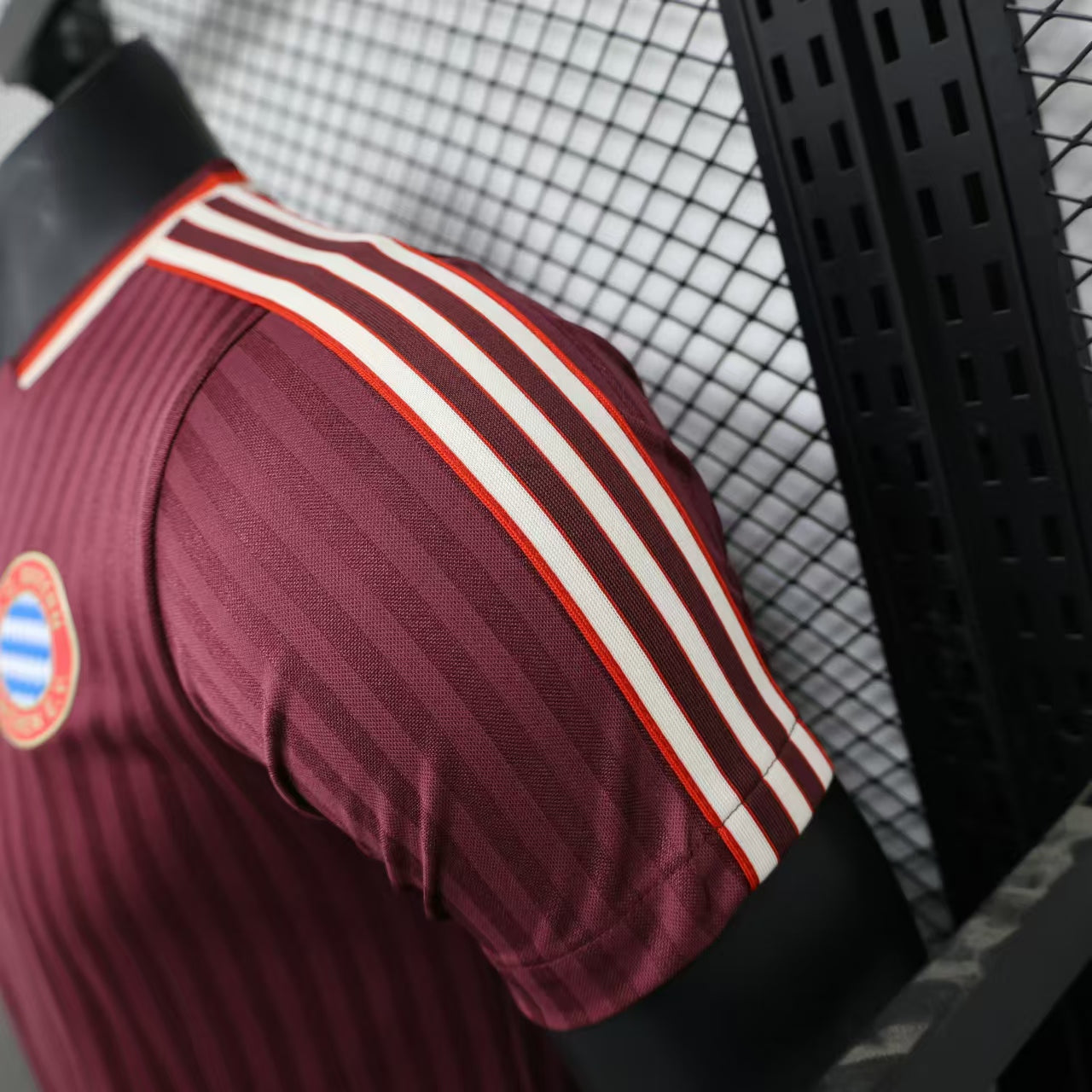 Bayern-Trikot 25/26 – Spielerversion zum 125-jährigen Jubiläum 