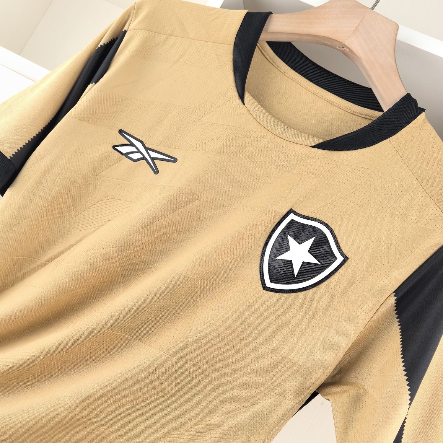 Trikot Botafogo 24/25 – Preto e Dourado 
