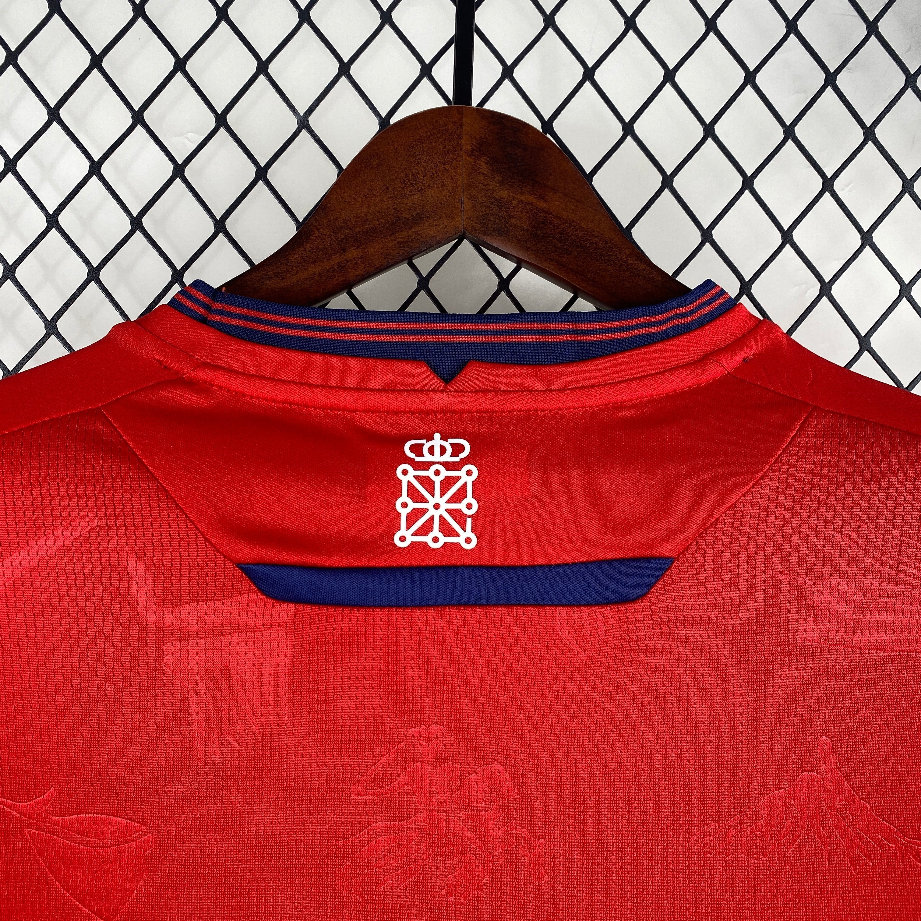 Jersey do Osasuna 24/25 Heimspiel 