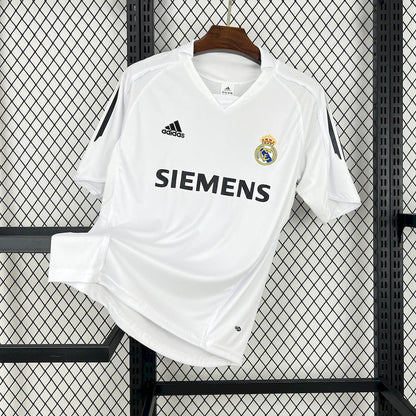 Trikot von Real Madrid Retro 2005/06 Home 