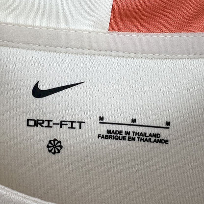 Trikot FC Barcelona 24/25 vor dem Spiel 