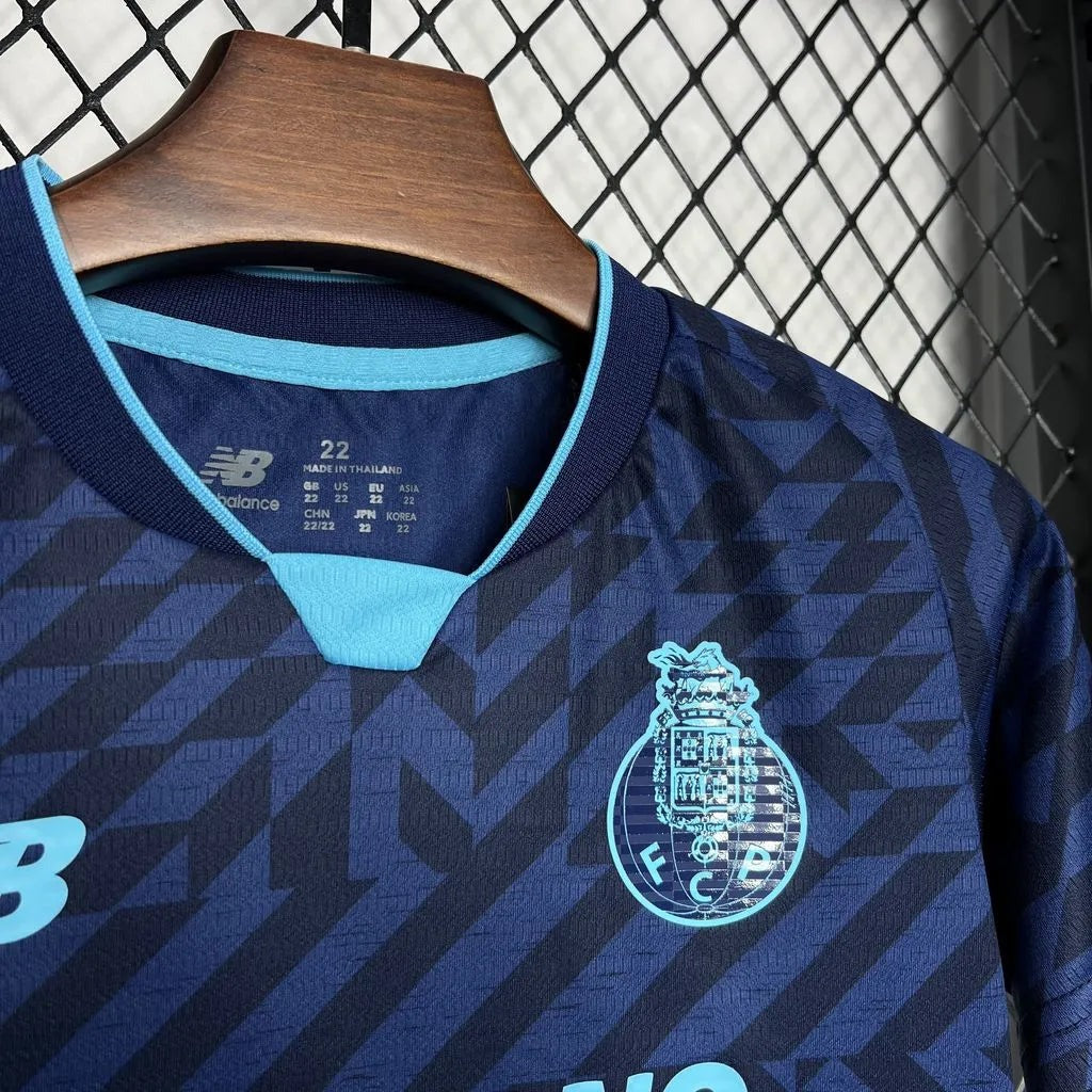 Trikot Feminina Porto 24/25 Dritter 