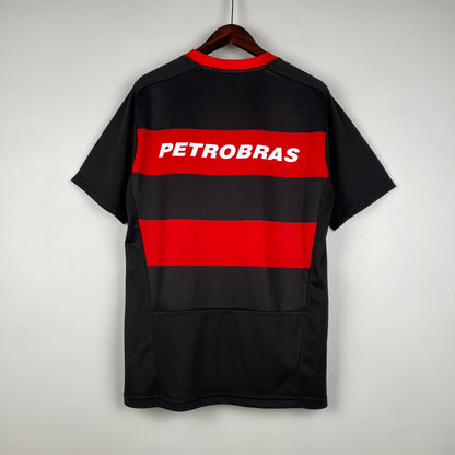 Trikot Flamengo Retro 2002 Vermelha e Preta 