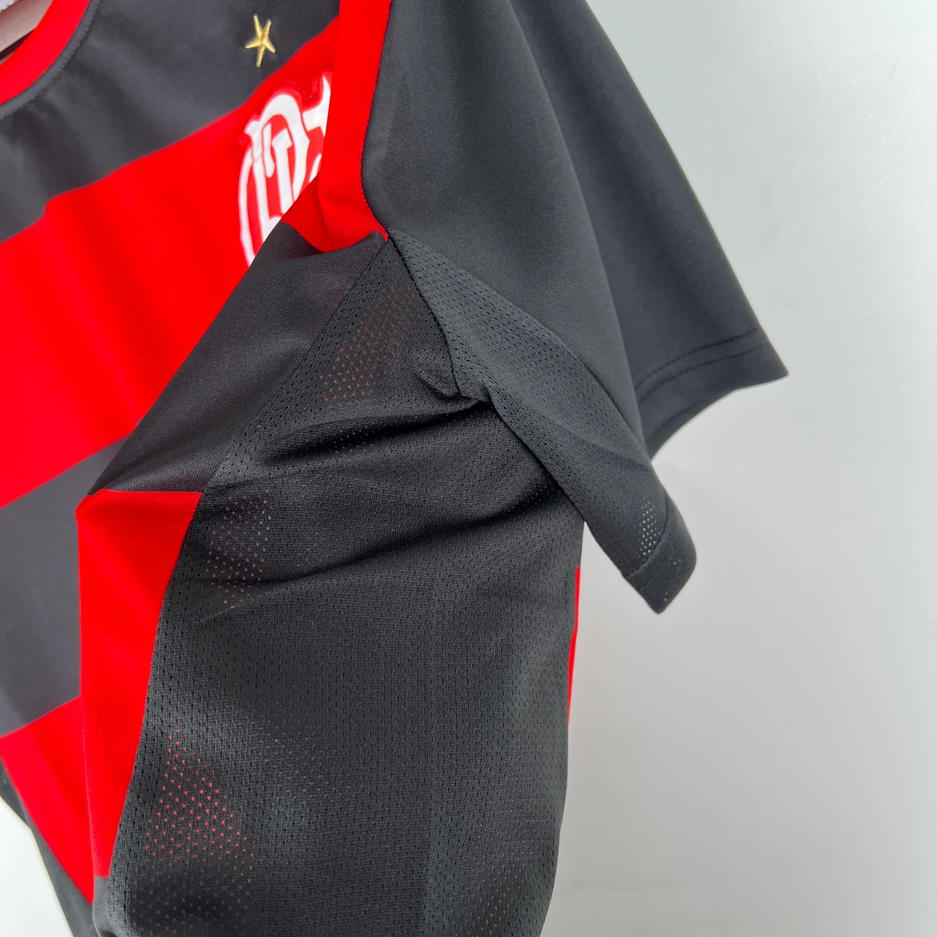 Trikot Flamengo Retro 2002 Vermelha e Preta 
