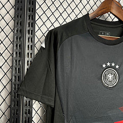 Trikot Deutschland 2024/25 – Trainingsshirt vor dem Spiel 