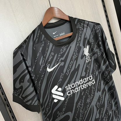 Trikot Liverpool Goleiro 24/25 Schwarz 