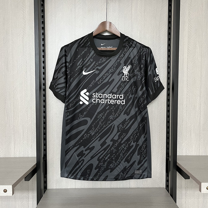 Trikot Liverpool Goleiro 24/25 Schwarz 