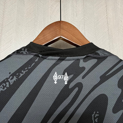 Trikot Liverpool Goleiro 24/25 Schwarz 