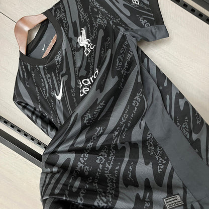 Trikot Liverpool Goleiro 24/25 Schwarz 