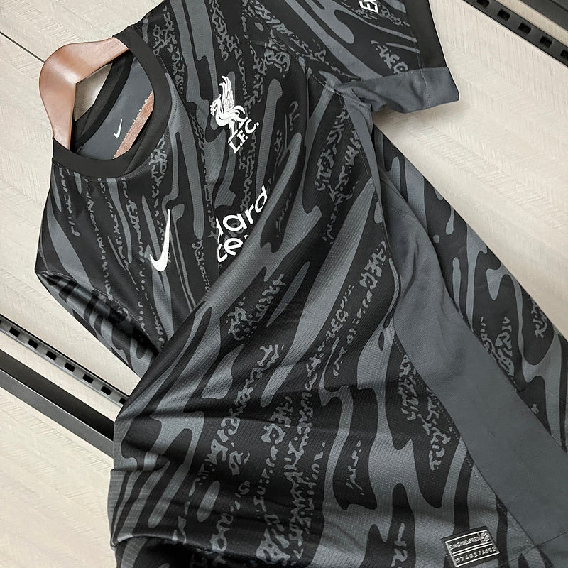 Trikot Liverpool Goleiro 24/25 Schwarz 
