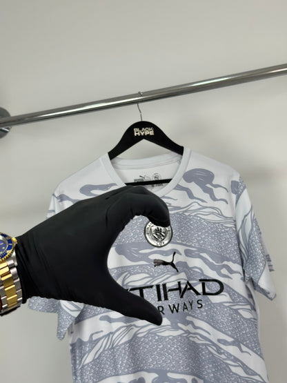 Trikot Manchester City „Ano do Dragão de Madeira“ 24/25 s/n° Torcedor Masculina – Grau 
