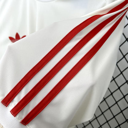 Manchester United Trikot Nr. 24/25 Sonderedition Weiß 