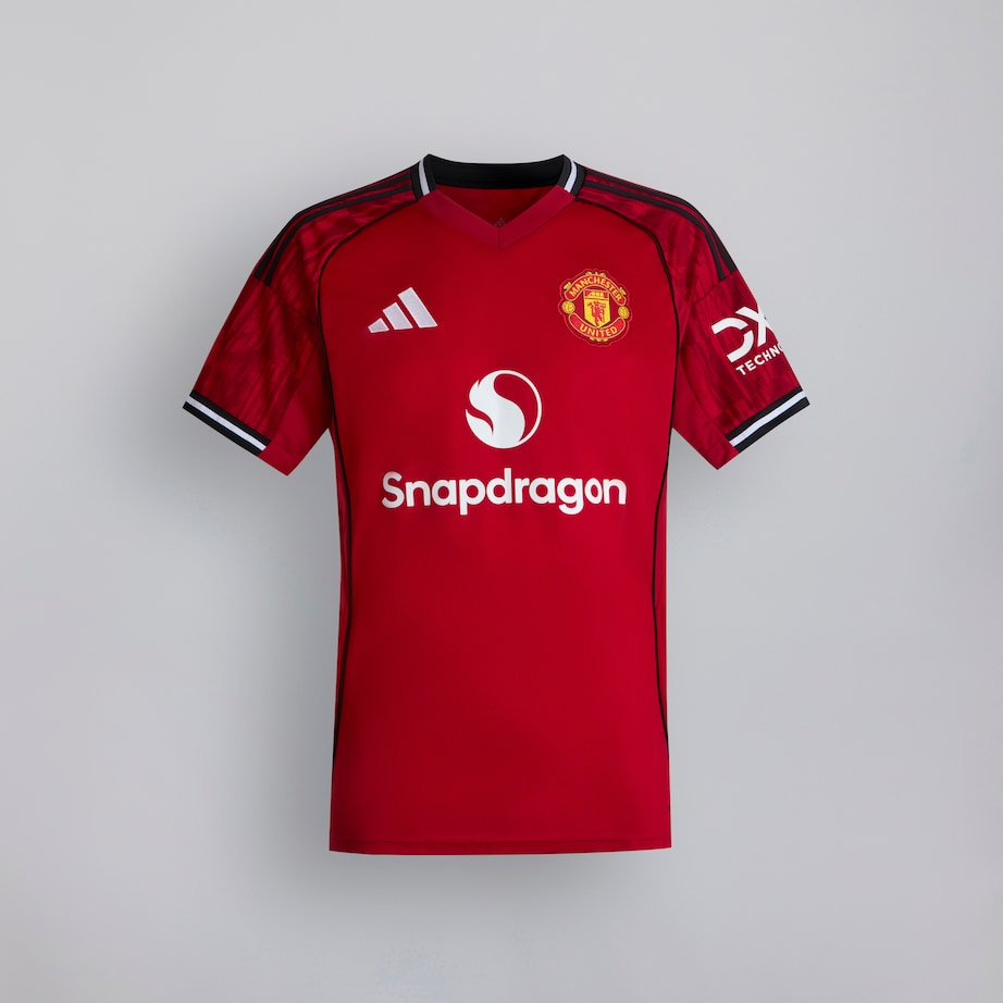 Manchester United Heimtrikot 25/26 Nr. 37 MAINOO 