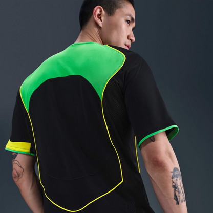 Nike-Trikot mit Total 90 Energy 