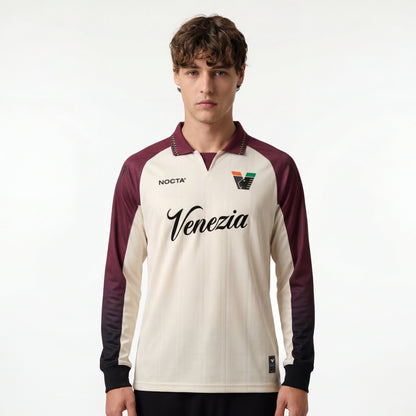 Auswärtstrikot des Venezia FC 25/26, langärmlig 