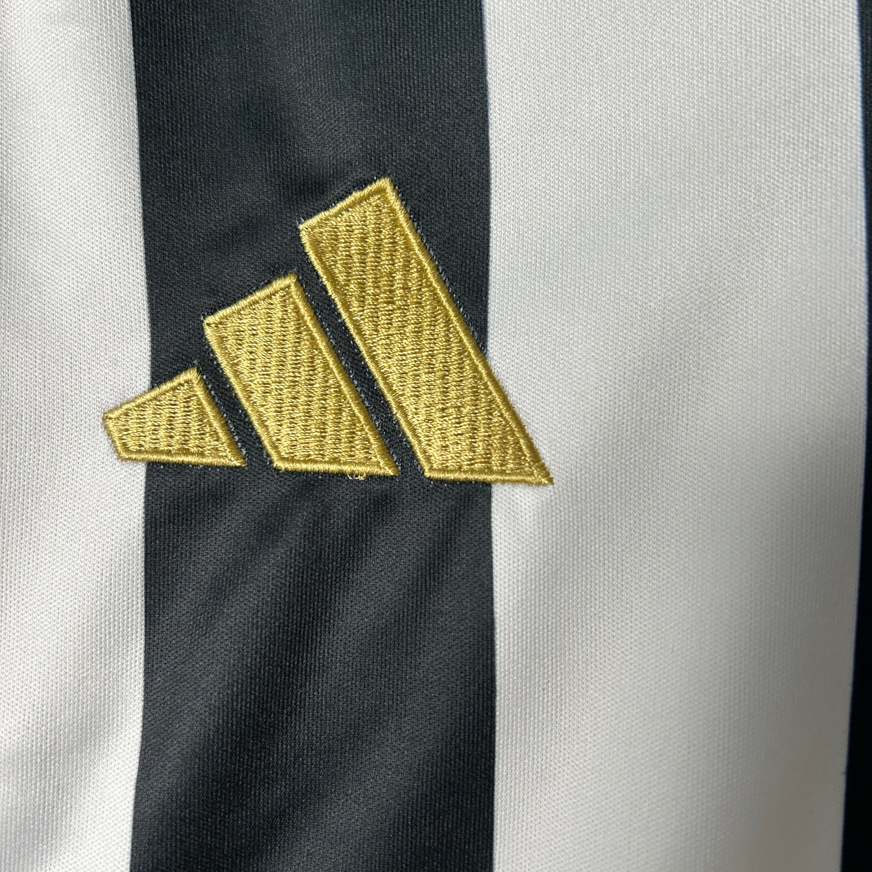 Kinder Atlético Mineiro I 25/26 - Preto e Branco 
