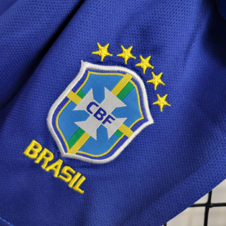 Kinder Brasilien II 24/25 Gestreift 