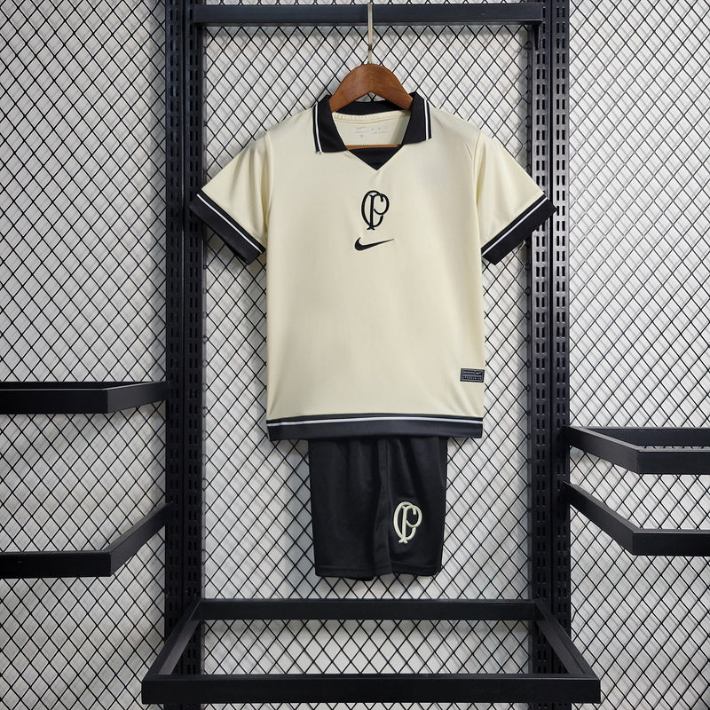 Kinderkorinther l 2023∕24 Preto-Branco 