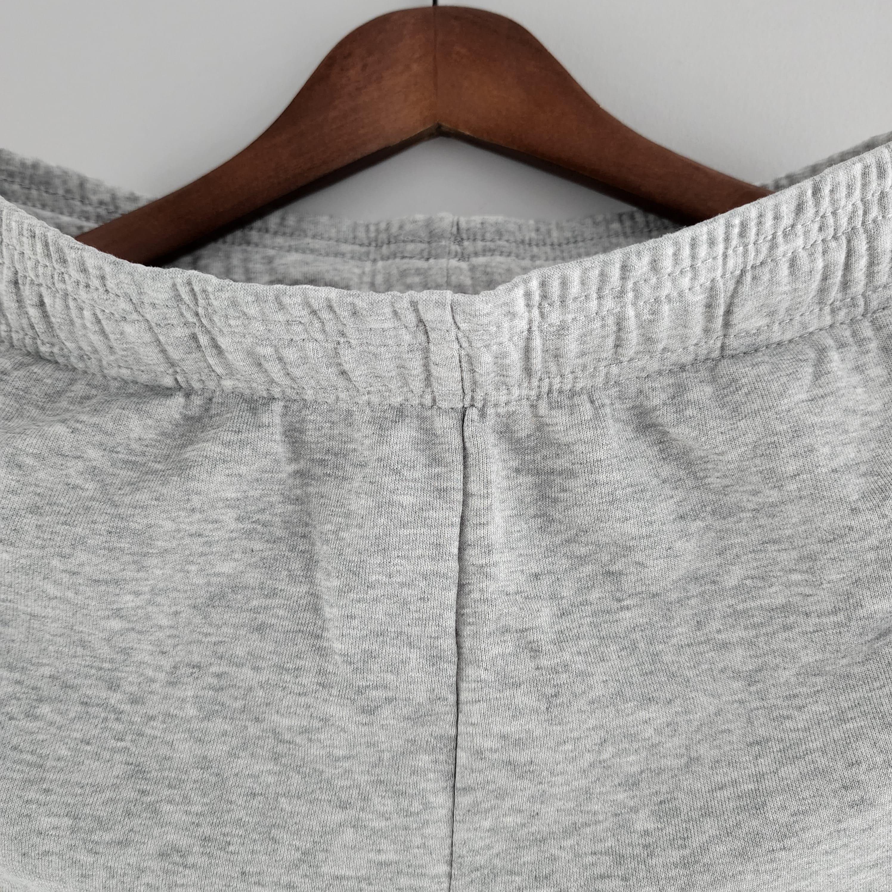 Shorts Moletom Nike Air Jordan - Cinza 