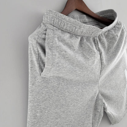 Shorts Moletom Nike - Cinza 